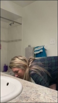 [Image: Voyeur9435122330.jpg]