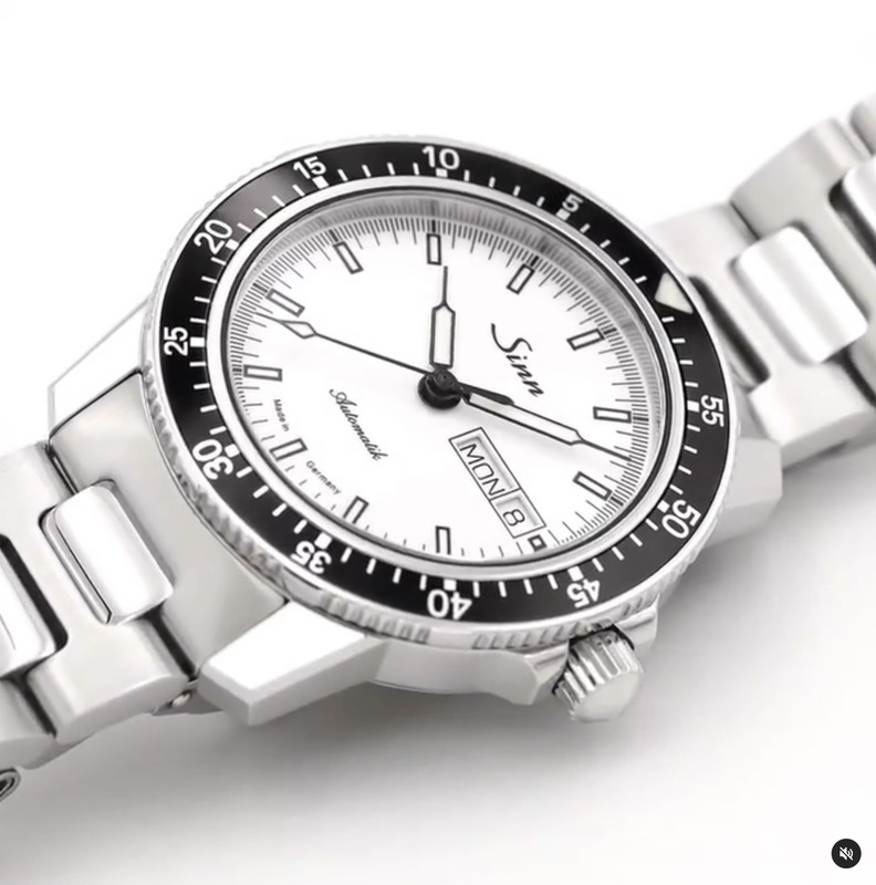 92CC543B-57BA-4B62-8732-B4EE925F3341