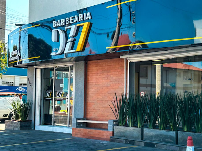 Interior da Barbearia DZ7