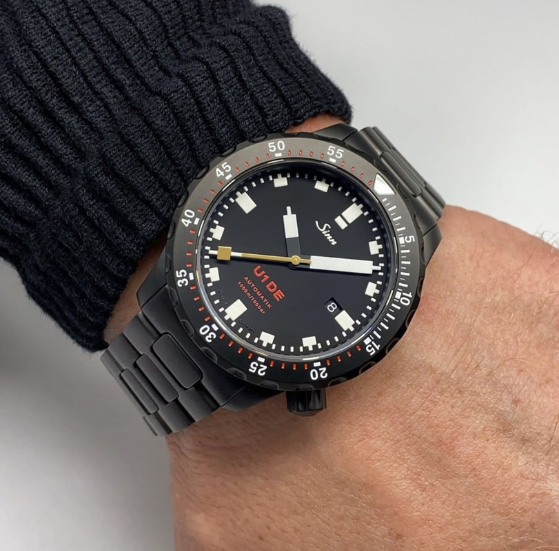 8A2E252E-4B30-47C3-A6FE-5096EA4F0ABE