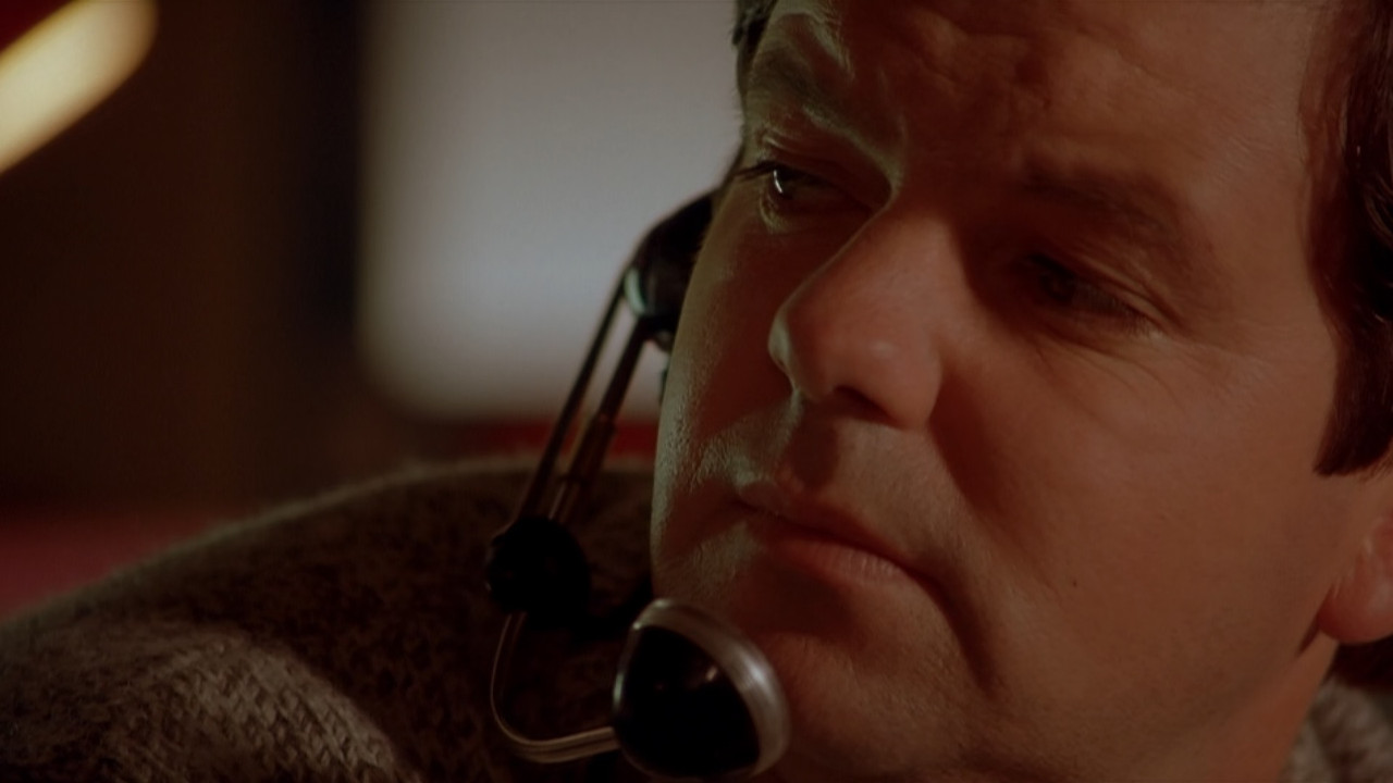 The Dish 2000 (1080p x265 10bit Tigole).mkv_snap