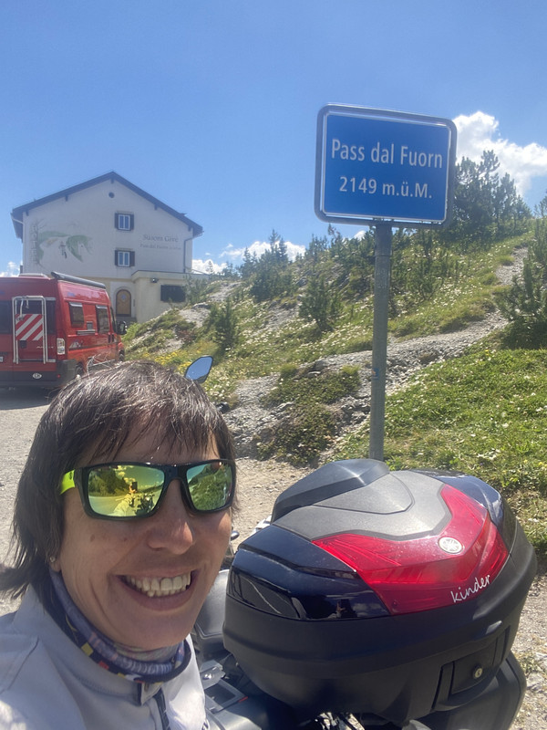 B5A06C0E-1757-4D92-A40D-29D415ADF098