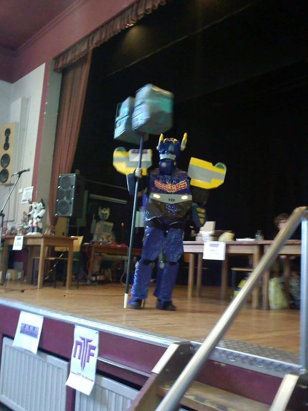 1001218_10153078794825298_1118928886_n