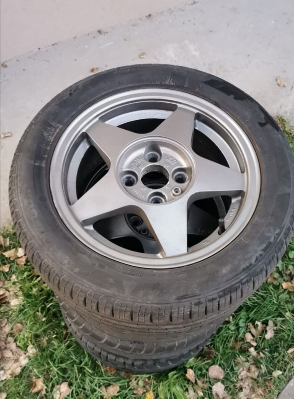 CAED988B-5EE0-417C-9B90-F3C924F48122