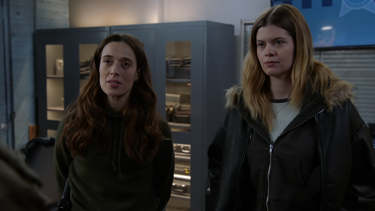Chicago P D S13E14 Meant to Be 1080p 10bit AMZN WEB DL DDP5 1 HEVC Vyndros mkv snapshot 15 48 2026