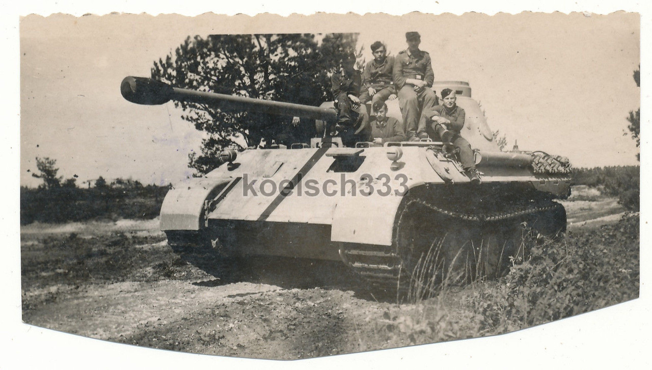 Foto Panzermänner mit Panther Panzer V ! Wehrmacht Top Tank Kamp