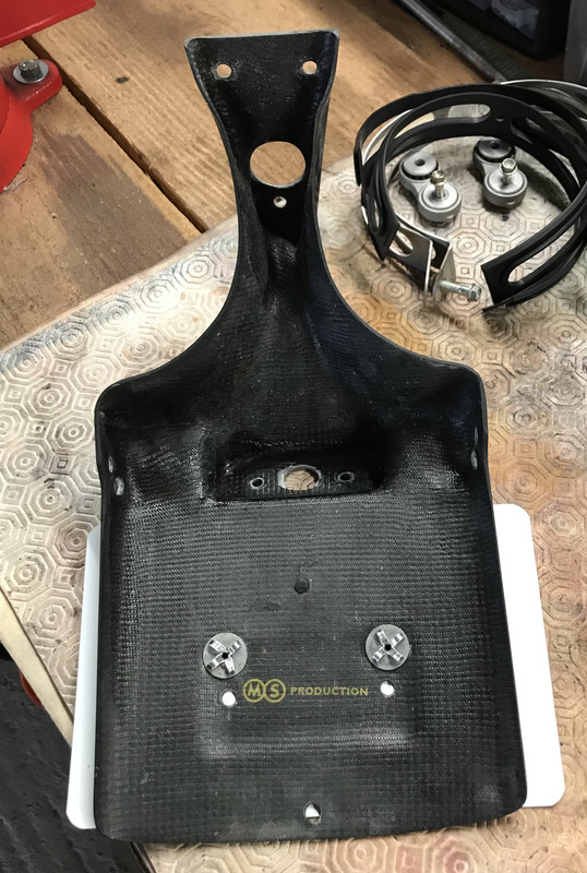 152E69A5-FAA4-47FE-A607-64BB097D71E7