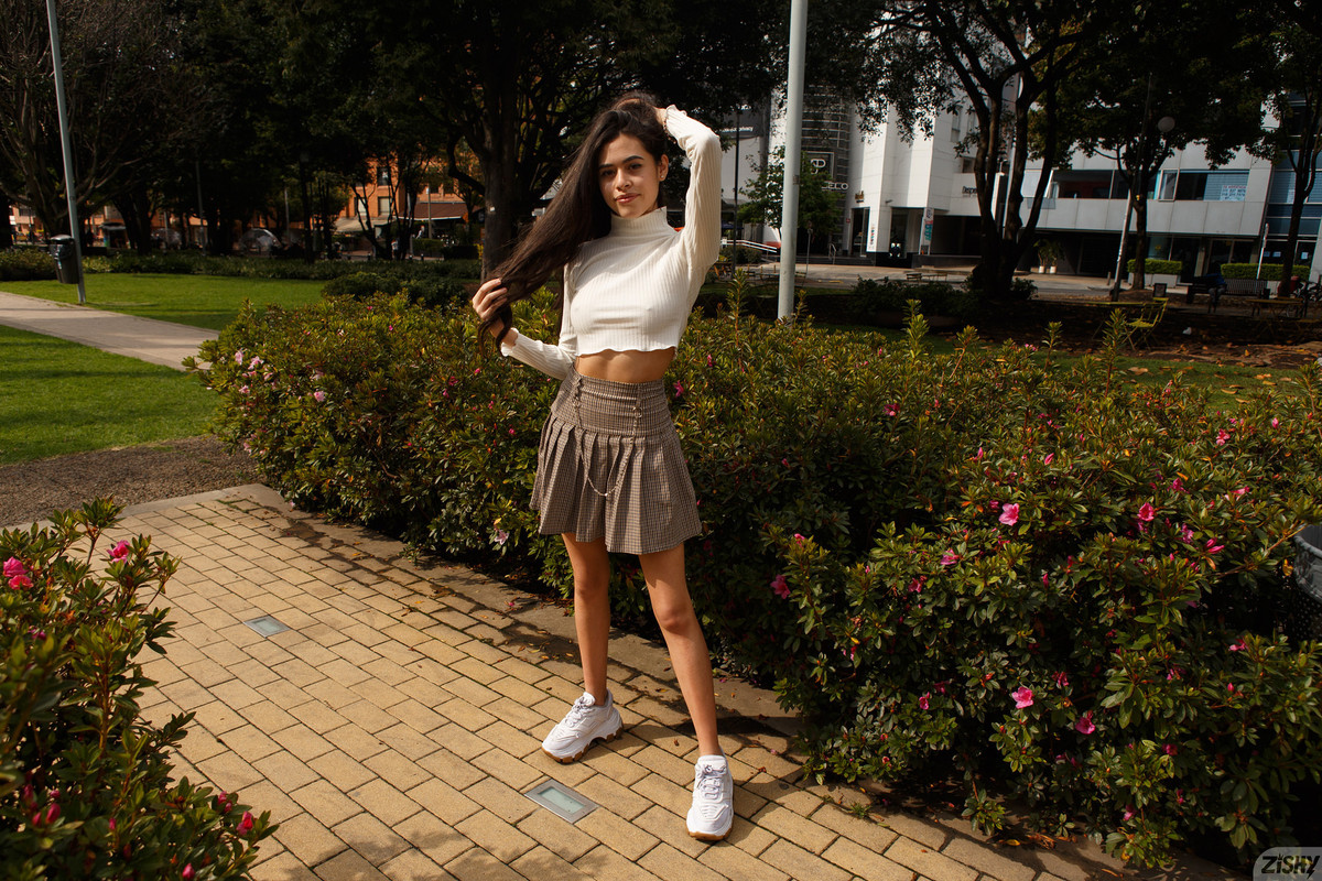 full_022_1358370522145614