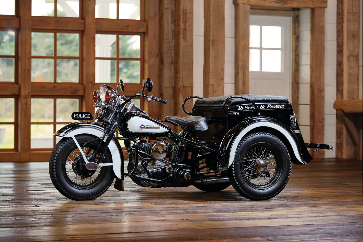 1949-HARLEY-DAVIDSON-flathead.jpg