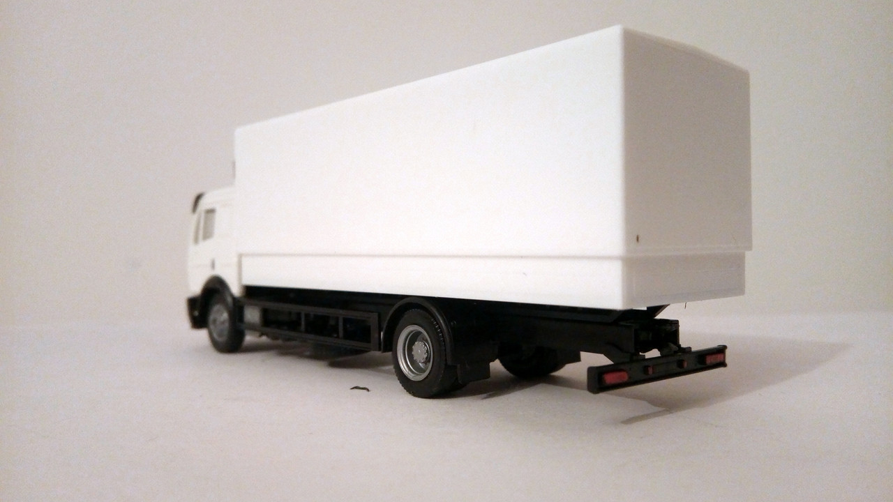 Mach (9152)