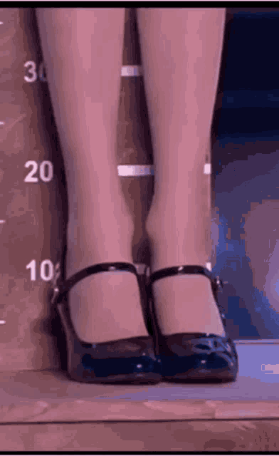long-legs-tall.gif