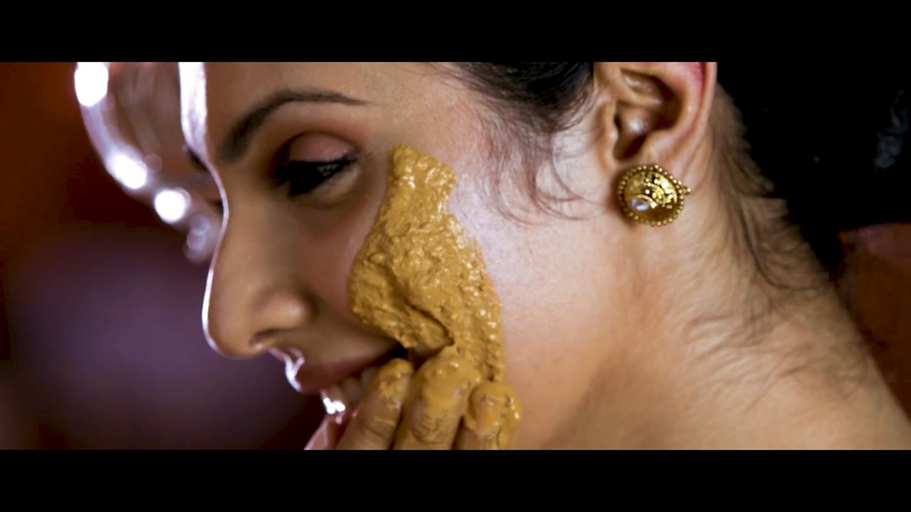 Ponnar Shankar 2011 Hot Song 4k.mp4_snapshot_00.17_[2020.12.12_00.08.23]