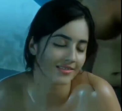 Beautiful Actress Simran Kaur Kissing Scene Latest