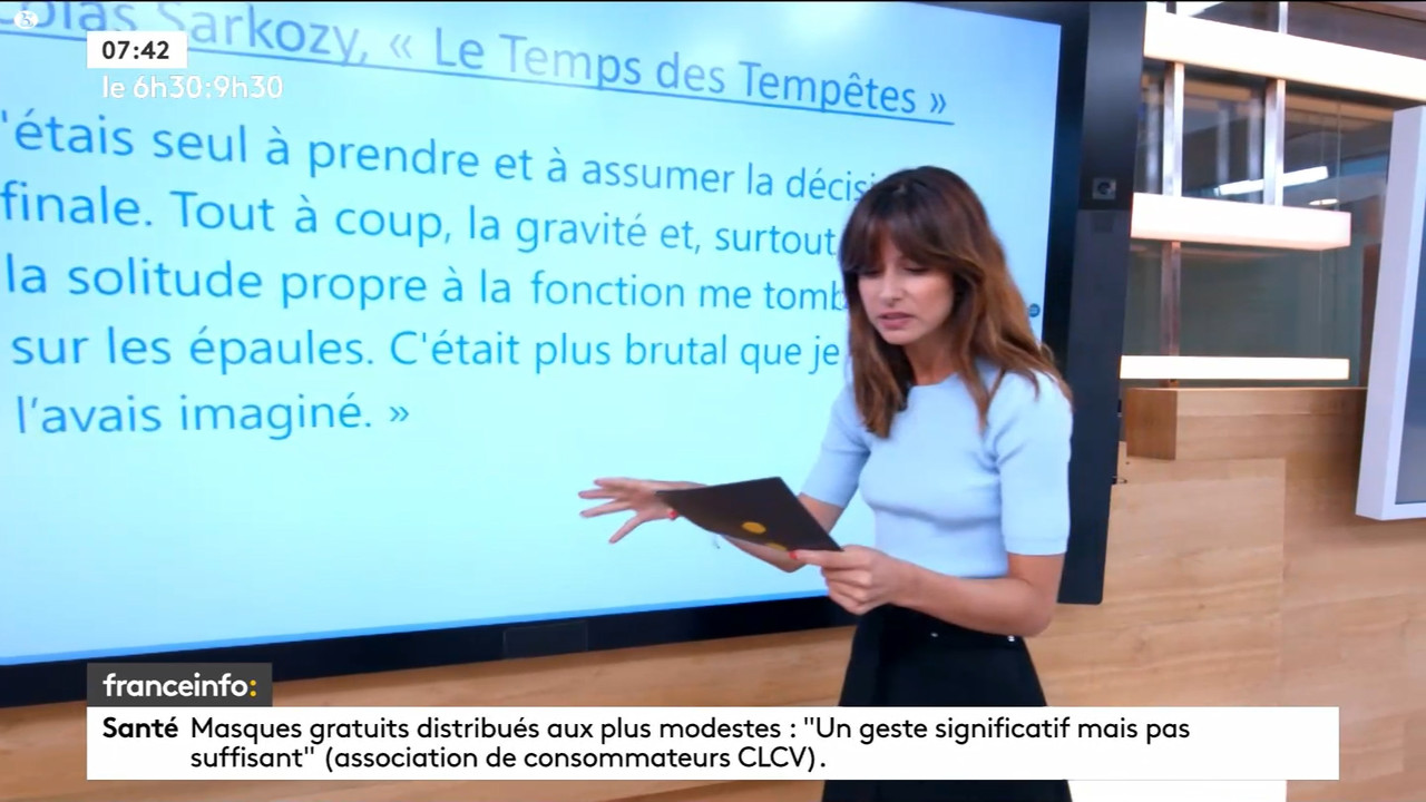 23 July - 05.29.00 - 9h30. Entre JT, chroniques, invités et revues de p....ts_snapshot_01.19.43.976
