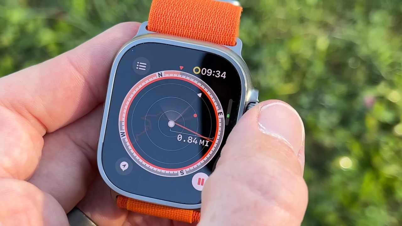 Utilize Compass Backtrack on Apple Observe Ultra