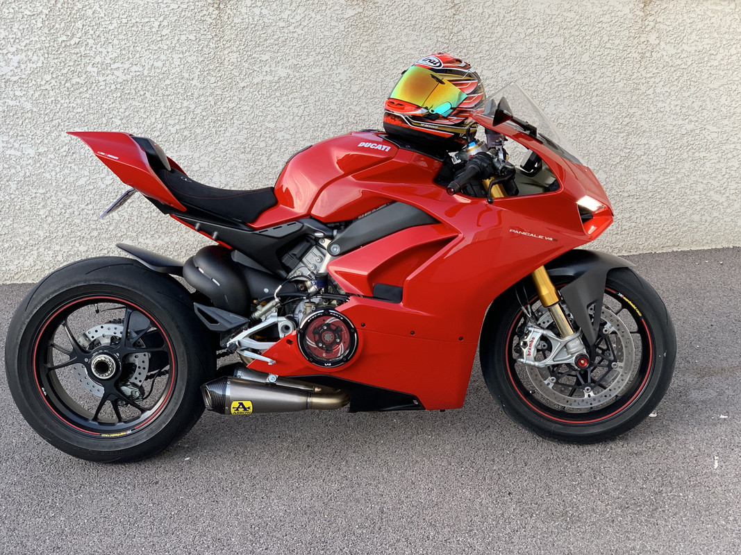 D5574D4F-267D-4F48-80D2-F36573515FA3