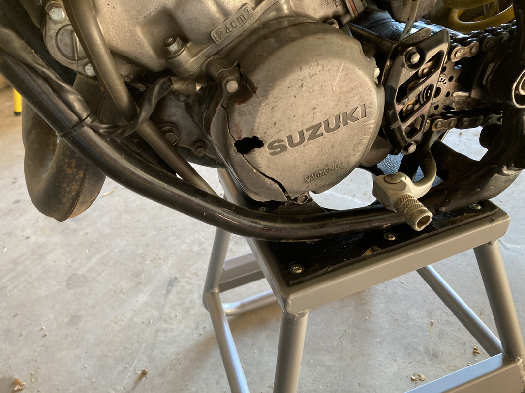 6BF7C50B-66F5-4C5A-80BA-987D1AF5F2ED