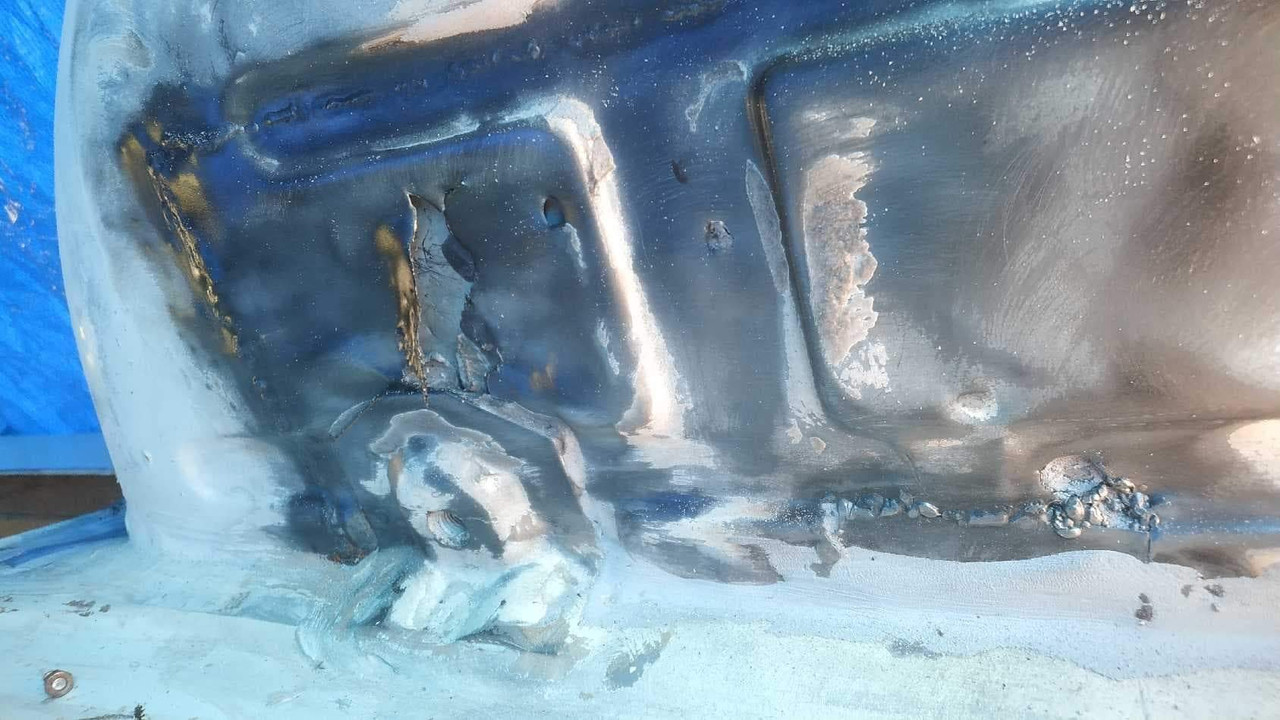 8C39DF73-9CE8-44EF-8EF7-4E8A0BF25A7E