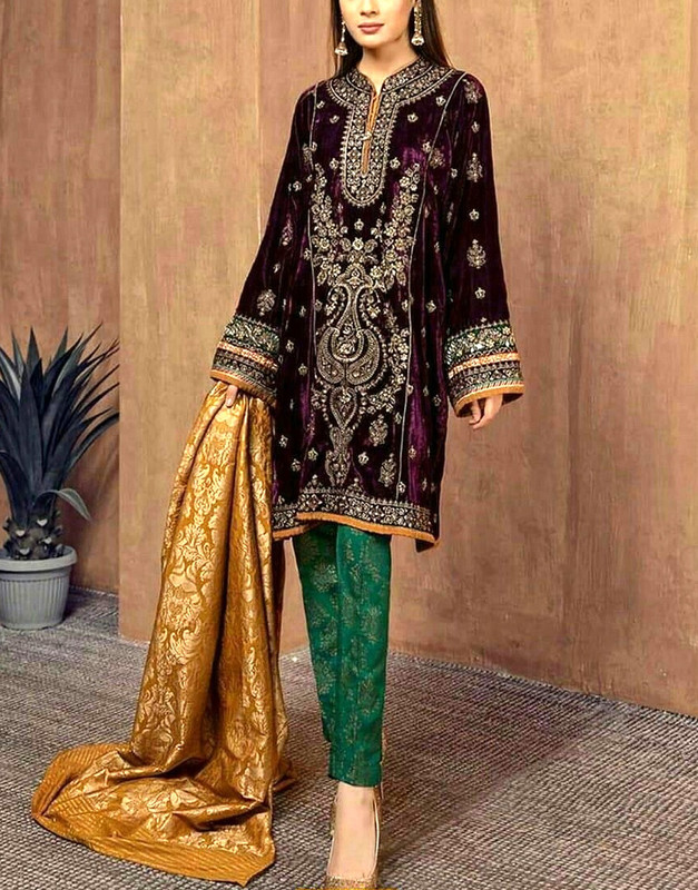 Heavy Embroidered Velvet Party Wear Suit 2026 | Printed Jamawar Trouser