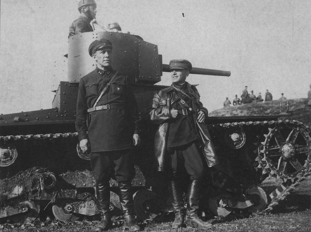 (090210215450)_tan_romb_001