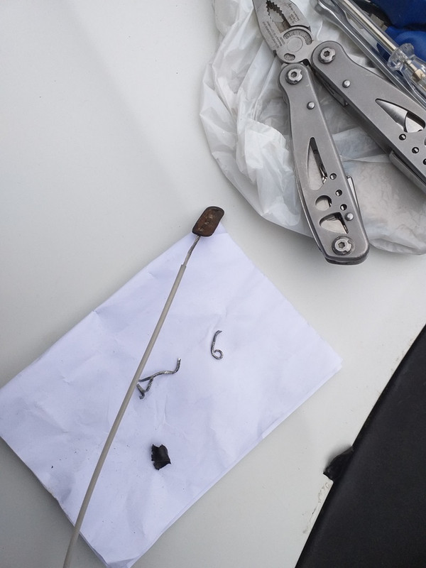 R25 Câble Capot passage suite & fin (7)