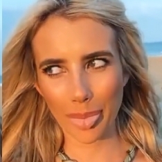 Emma-Roberts.jpg