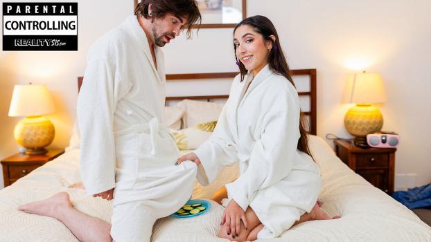 RealitySis – Madison Wilde – My Parents And BF Watched Me Fuck Another Guy Part 2