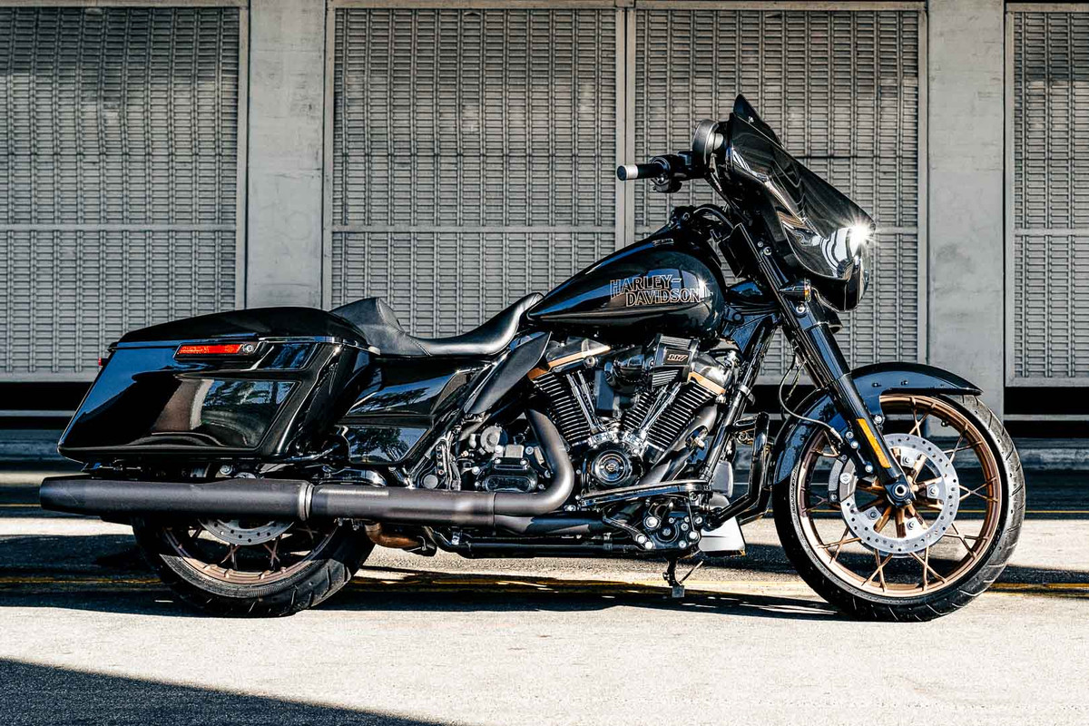 Бэггер Harley-Davidson Street Glide ST 2022