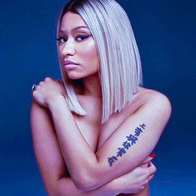 nicki-minaj-nude-nipple-slips-leaked-YLAIXI