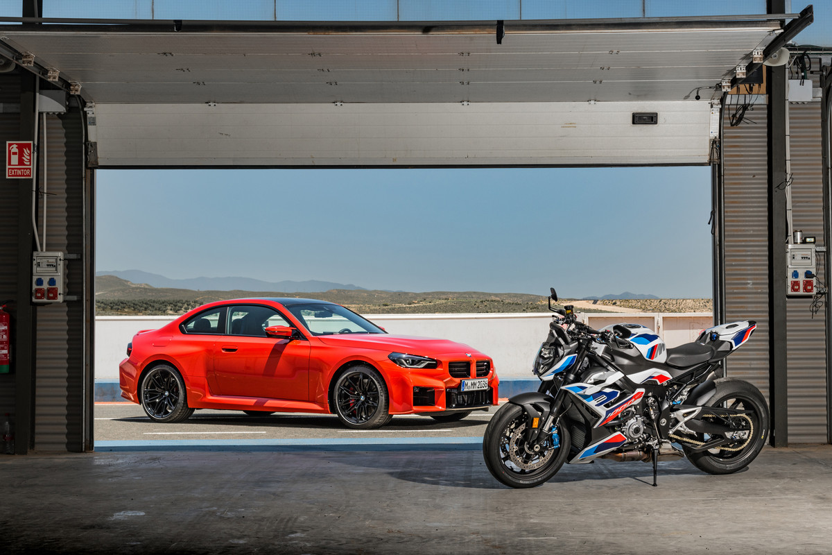 P90481965_highRes_der-neue-bmw-m2-und-