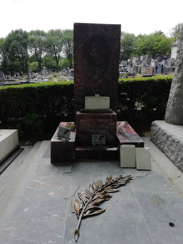 Henri-Barbusse-tombe