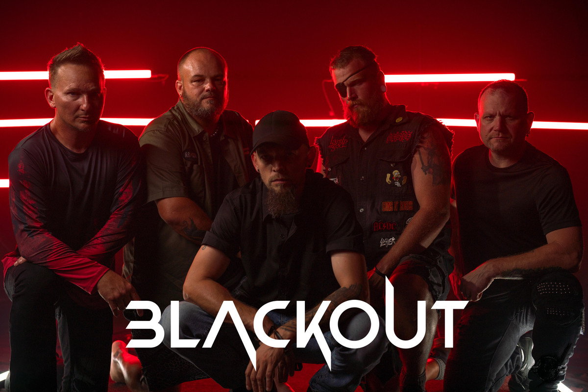 www.facebook.com/blackoutbandmusic