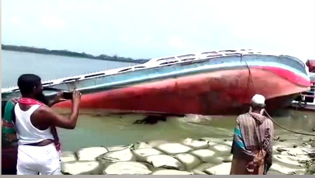 লঞ্চডুবি