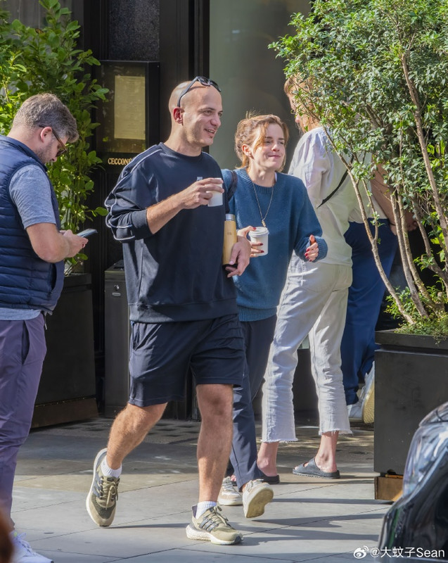 emmawatson-photogallery.blogspot.com (9)