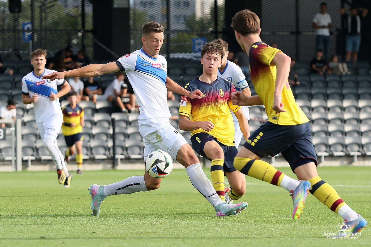 17-Pogon2-Zawisza-2025-08-27