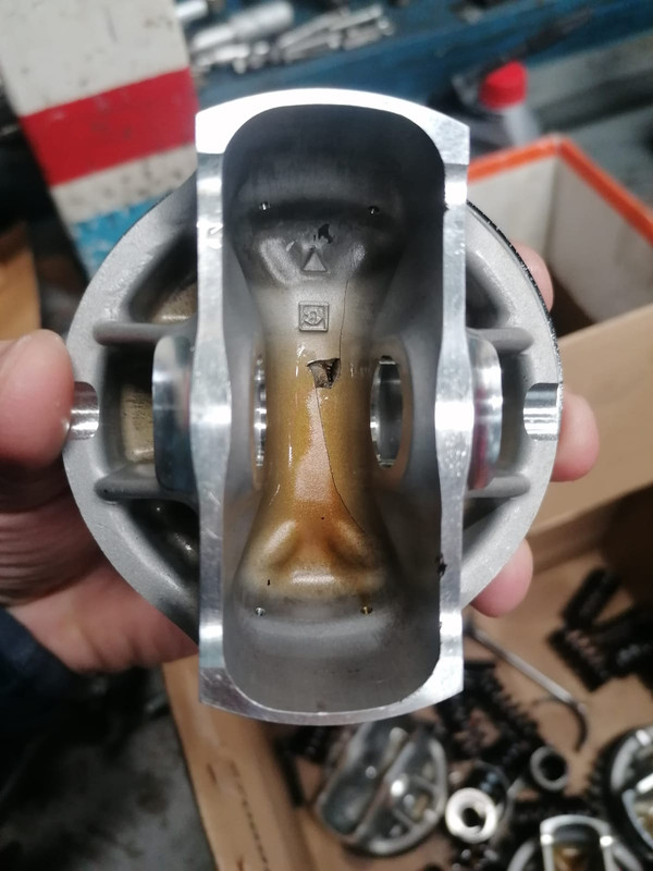 3C6DF6B9-85E5-4934-9FAD-EDDCBBFAFB8B