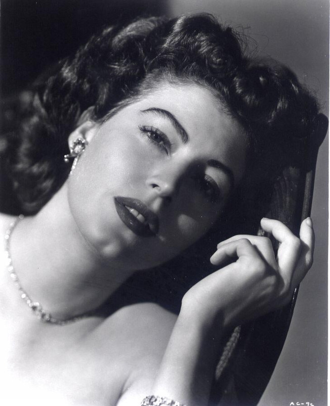 Ava_Gardner_a94