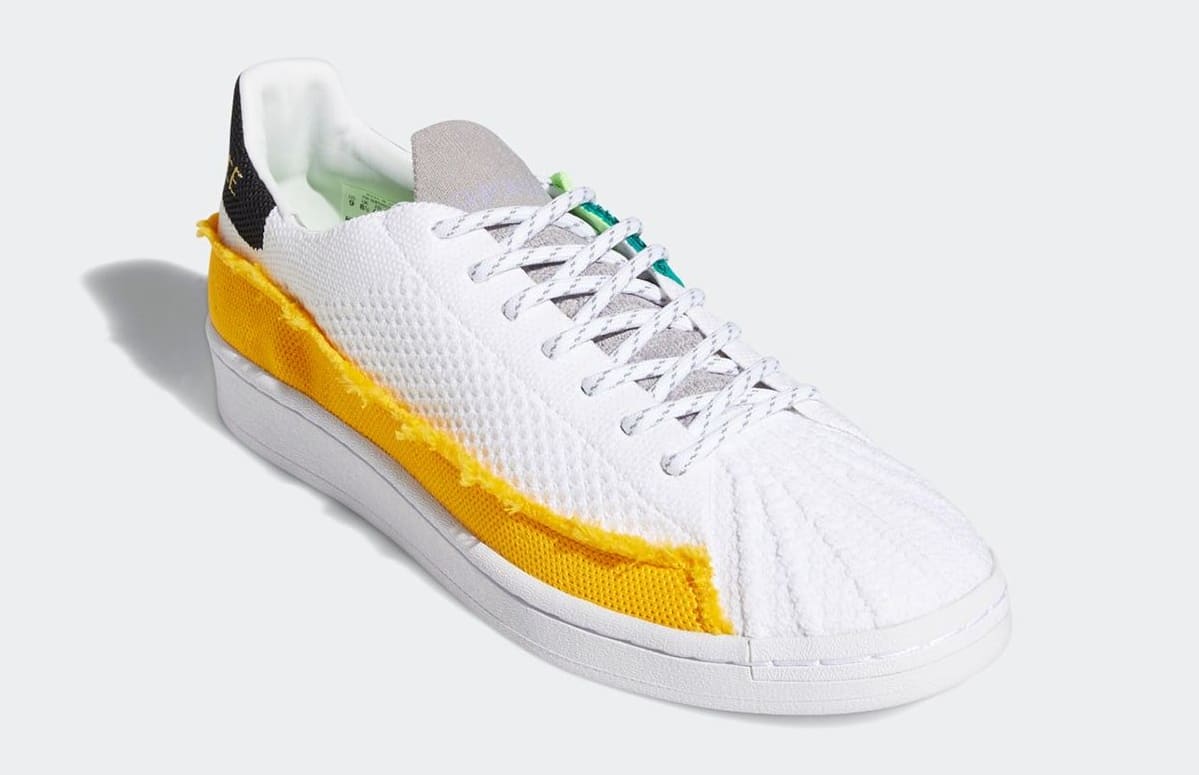 pharrell-williams-adidas-superstar-white-fy2294-front