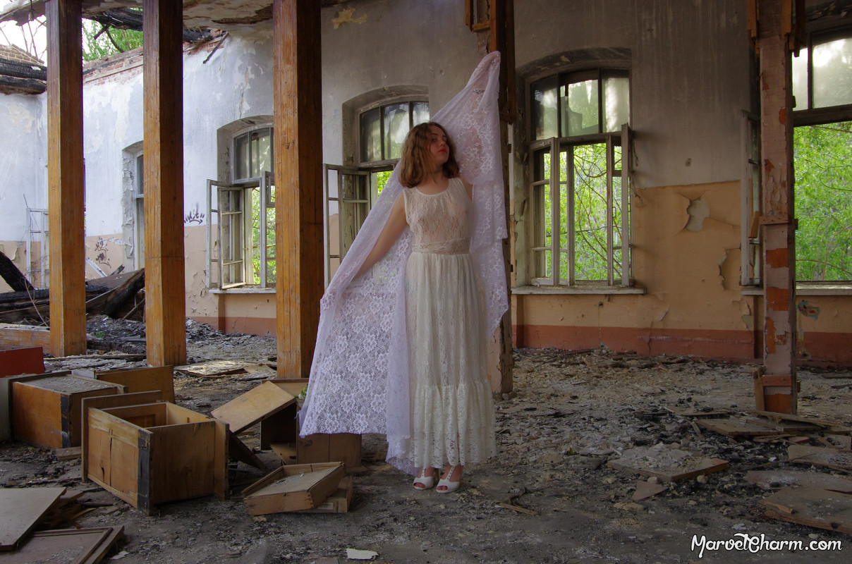 MarvelCharm_Nicolette-Ruins-029