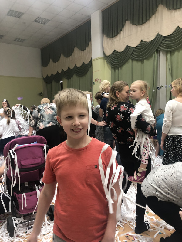 C4E65C8D-0D95-4FDE-9DDA-FF22A5EF3BC1