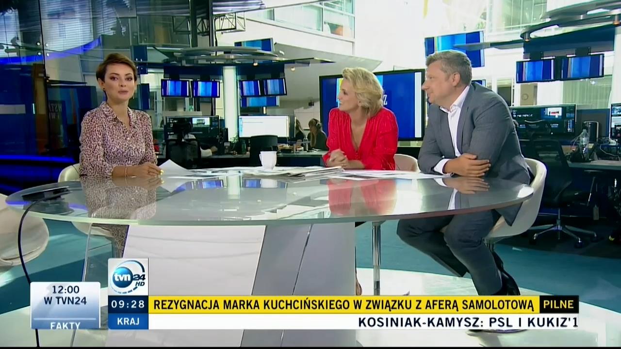 V0323_20190812_175220.mp4_snapshot_04.32_[2019.08.12_22.01.08]