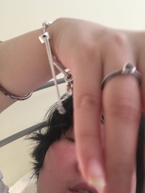 25222C99-B26C-4A09-89B6-525A8E57ED2B