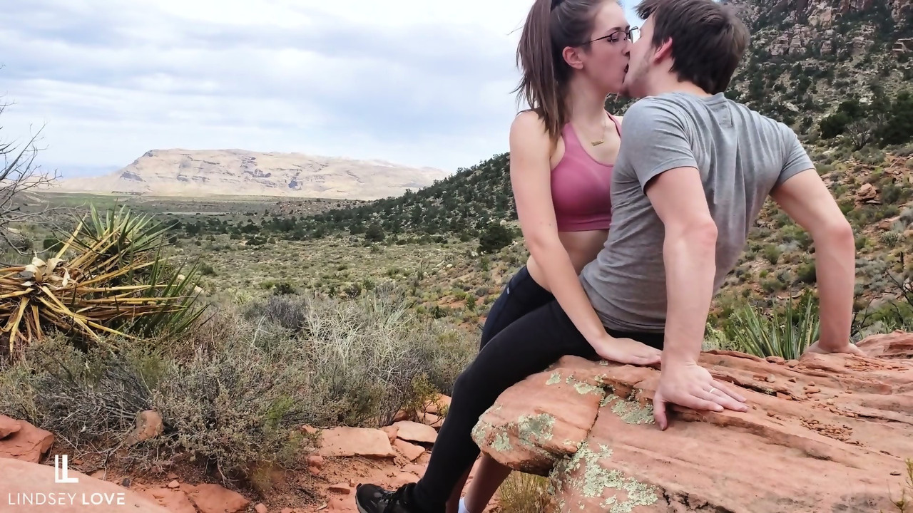 College Friends Sex at the Red Rock Canyon