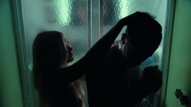 Kirsten dunst nude in the shower — pic 4