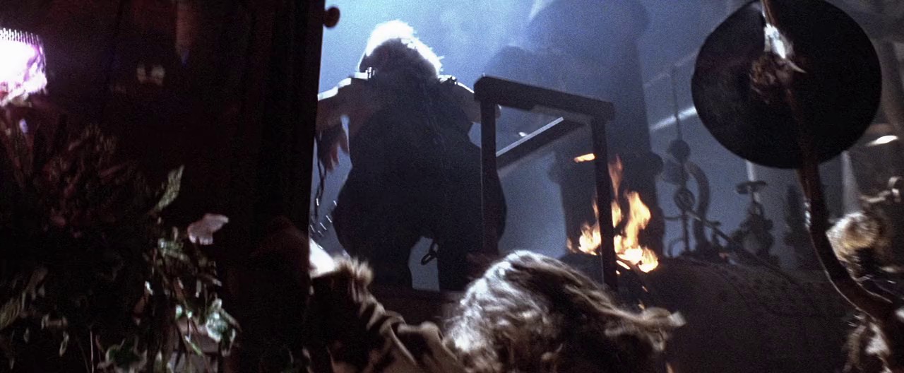 Mad-Max-Beyond-Thunderdome-1985-Hindi-English-Blu-Ray-720p-x264-AVC-AC3-2ch-ESub-mkv-0005