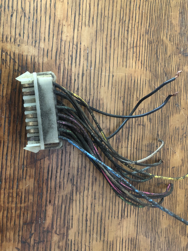 DA5567CD-F581-4065-A381-B8DB727DDAFD