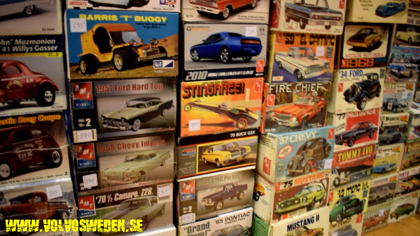 i.postimg.cc/0Qc1XmW5/Plastic-modelcars.png