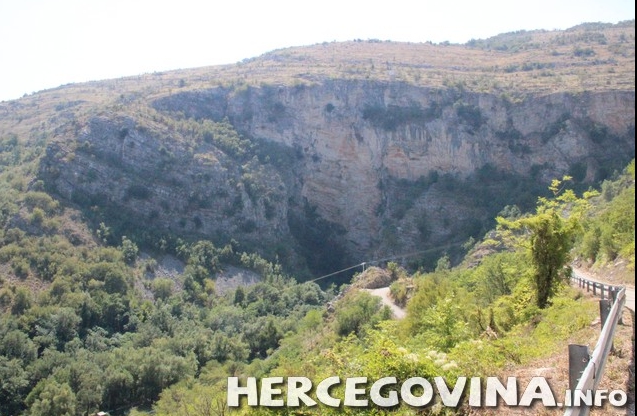 Peć- Mlini nova je turistička atrakcija u Hercegovini koja će vas oduševiti - Page 2 Screenshot-8966