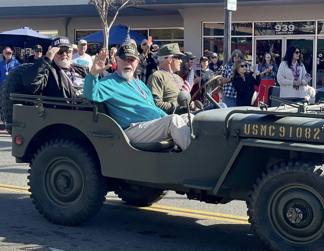 TOM-SCHUYLER-GRAND-MARSHALL-11-11-23-2