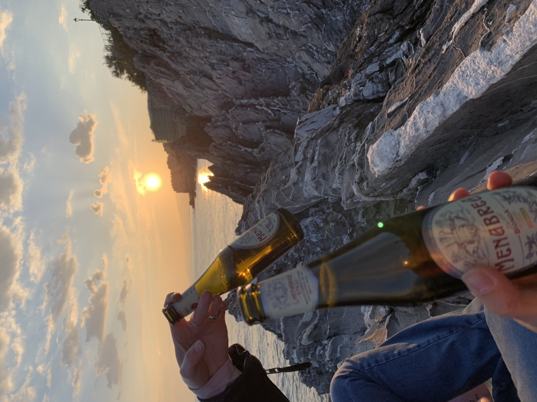 F5D4B7FE-CCB4-4172-A0C3-AC71C8E2DFC4